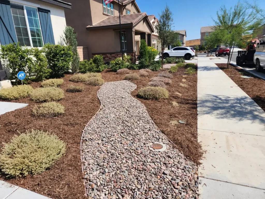 Low-Maintenance Front Yard Landscaping Ideas in 2026